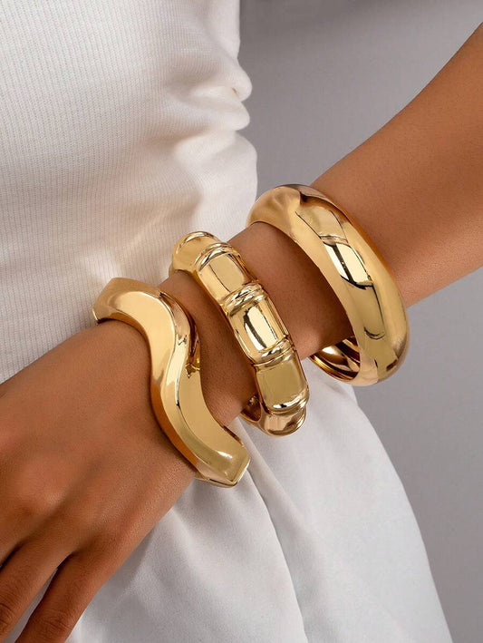 Conjunto com 3 Pulseiras Femininas – Design Assimétrico Geométrico | Estilo Bambu Dourado Minimalista em Liga de Zinco